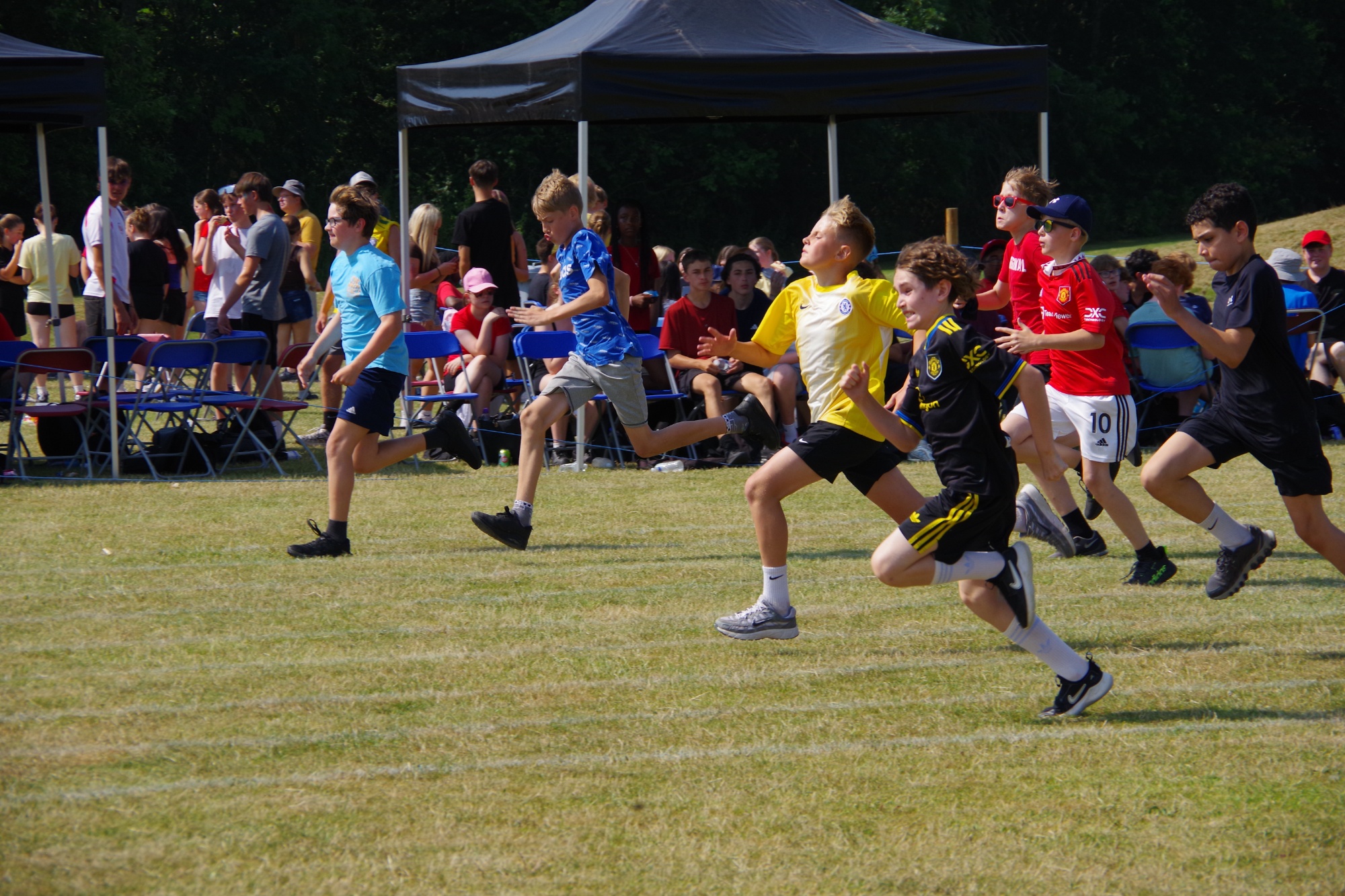 Students Running